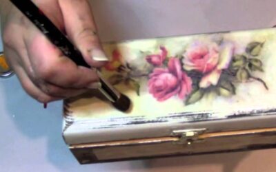 Funcionarias y funcionarios pueden participar en taller de decoupage (Informativo Nº 10/2022)