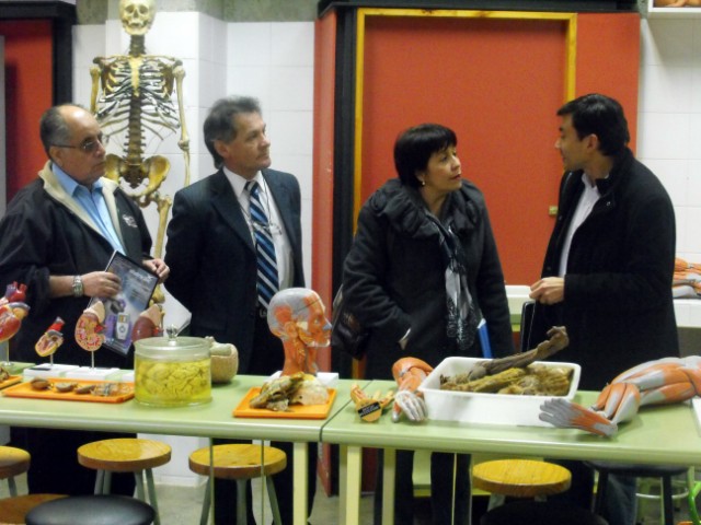 Pares evaluadores visitaron carrera de Pedagogía en Biología y Ciencias