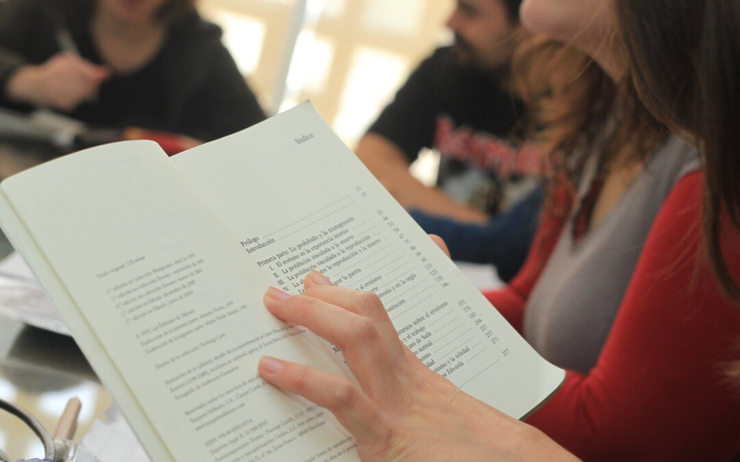 Magíster en Literatura se acredita por cuatro años