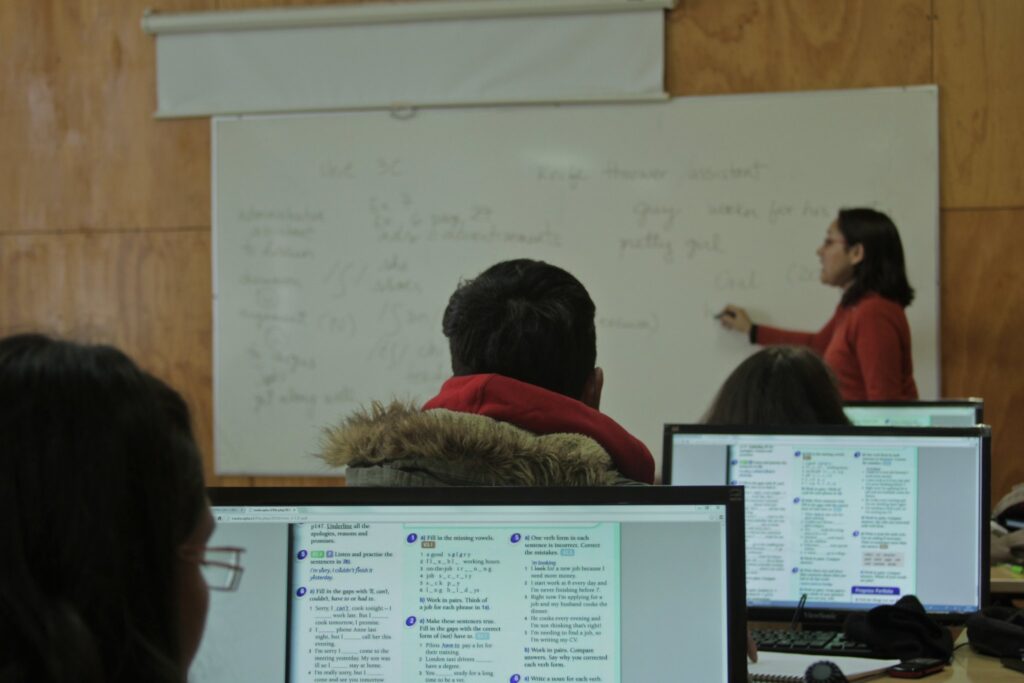 Pedagogía en Inglés recibe Visita Remota de Pares Evaluadores Externos ...