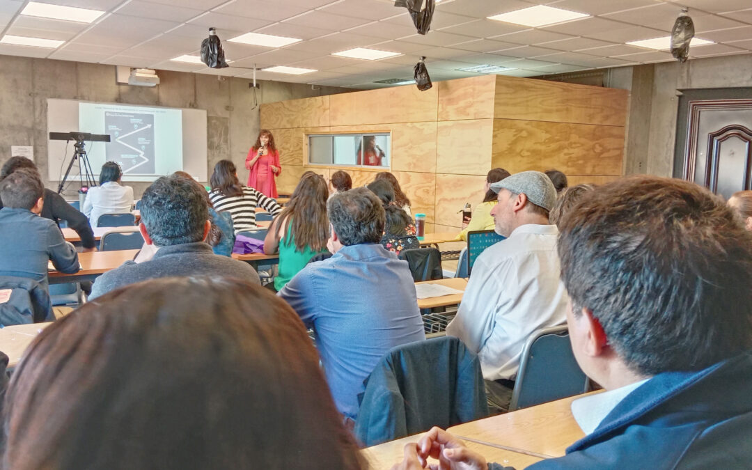 Equipo Estratégico-Técnico se reúne en jornada de capacitación de Matrices de Calidad en el marco del trabajo de co-construcción del renovado Sistema Interno de Aseguramiento de la Calidad (SIAC)