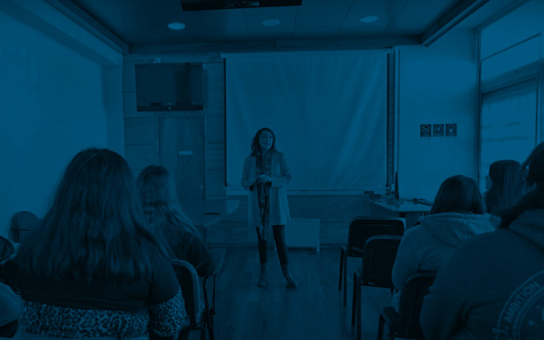 Magíster en Liderazgo y Gestión de Organizaciones Educativas recibe visita remota de Pares Evaluadores Externos en el marco de su primer proceso de acreditación