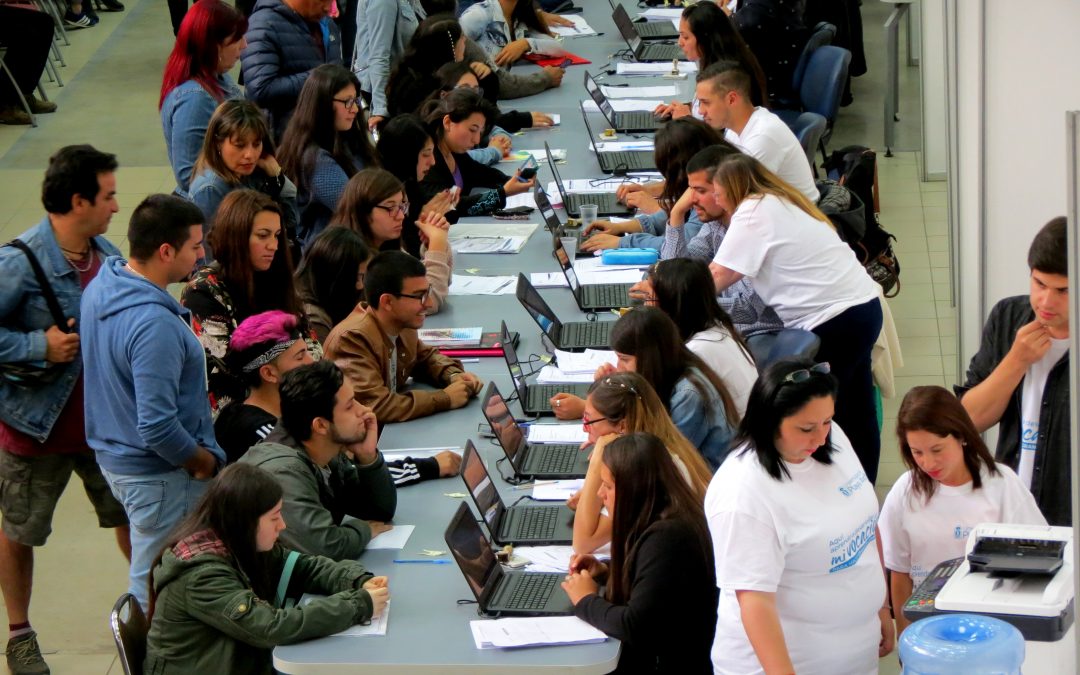 ¡Atención estudiantes! Abierta convocatoria para trabajar en Proceso de Matrícula 2019