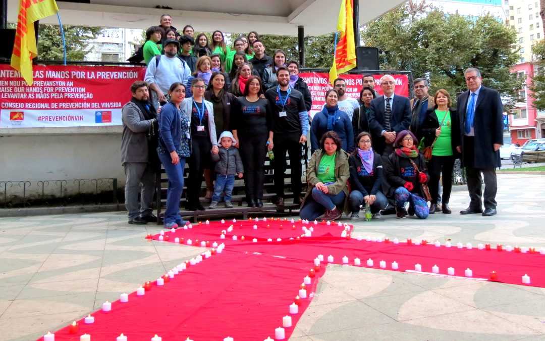 UPLA y UV participaron en ceremonia que rindió homenaje a los fallecidos a causa del SIDA