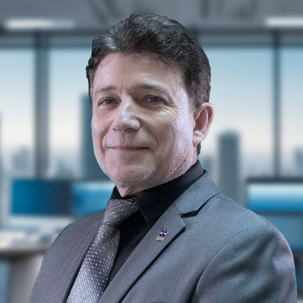 Eduardo González Pradenas