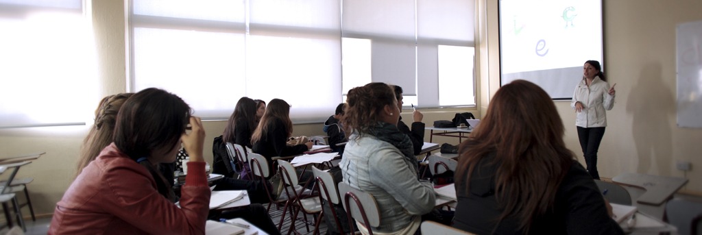 Presentaron manual de apoyo para trabajar con familias