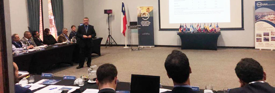 Especialista en Economía UPLA expuso en Reunión Regional de HLB Latinoamérica