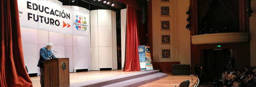 Profesor José Maza dio el vamos a pasantías científicas del Programa Educación Futuro