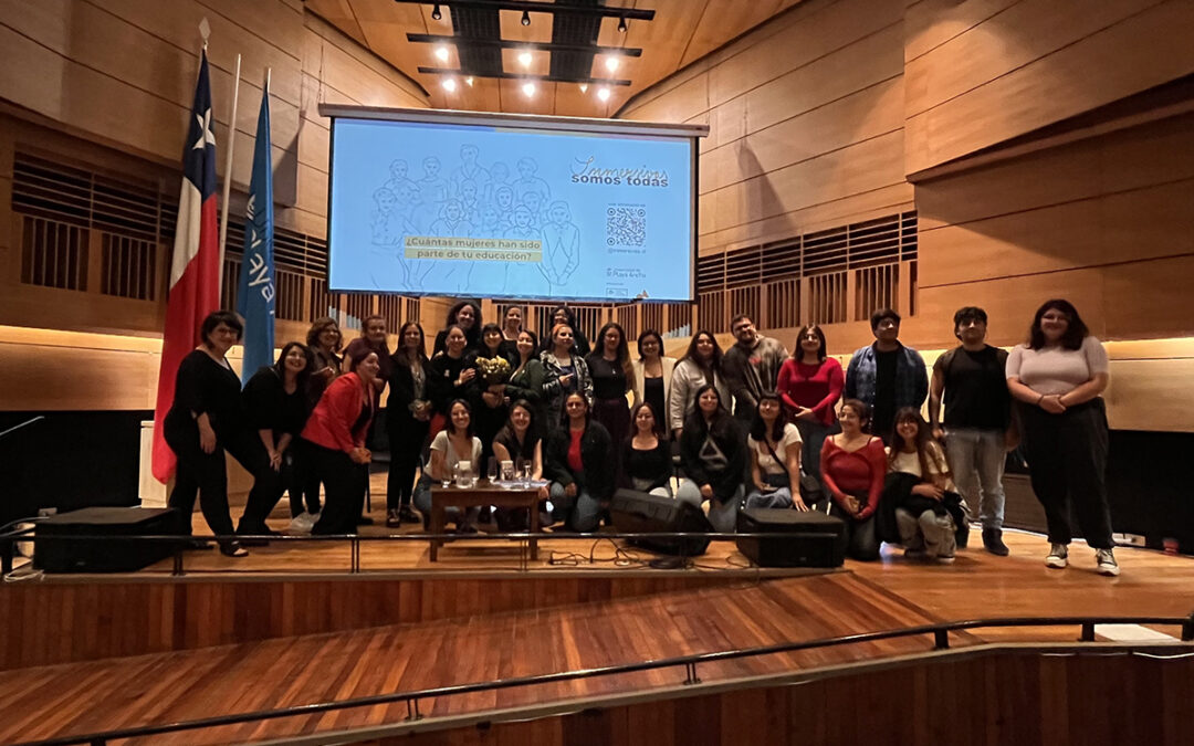 “Mujeres, Educación y Trabajo” destaca en actividad de conmemoración del 8 de marzo en la UPLA