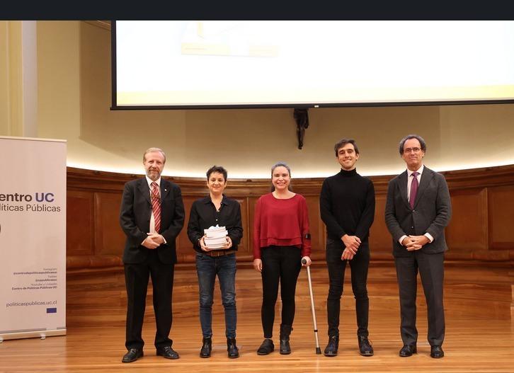 Dra. Fernanda Rodríguez aporta a debate nacional sobre desalinización en libro “Propuestas para Chile”