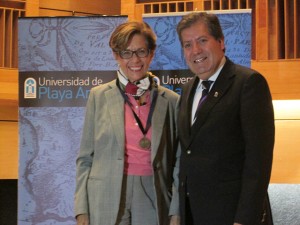 Beatrice-Avalos-Rector-Sanhueza