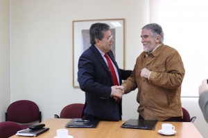 Firma convenio UPLA y SSVQ1