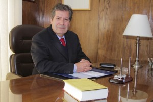 Rector Patricio Sanhueza Vivanco