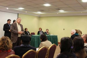 Presentación libro versos_ Barbara Hamby