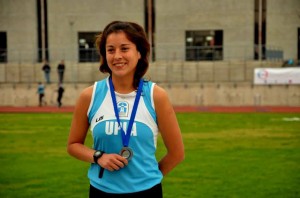 Selección de cross country UPLA_Yetsemín González