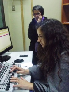 Taller-de-Radio-Creativa_Rosa-Alcayaga-y-Patricia-Matus-de-la-Parra