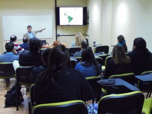 Curso-RRII-egresados-UPLA_Fernando-Estenssoro1