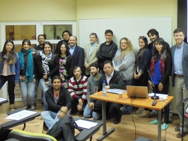 Curso-RRII-egresados-UPLA_asistentes