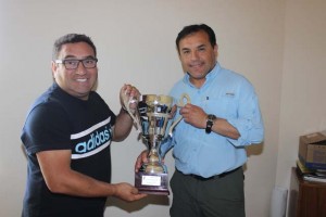 Selección fútbol UPLA_campeón 2014_16