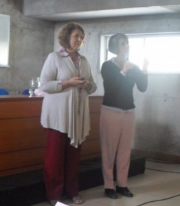 Teresa Devia y Javiera Carmona