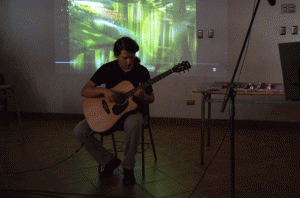 “Un-bosque-de-guitarras”-de-Fco-Guzmán