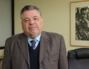 Dr. Daniel López