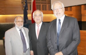 Dr. Lagos, Dr. Díaz y Dr. Muñoz