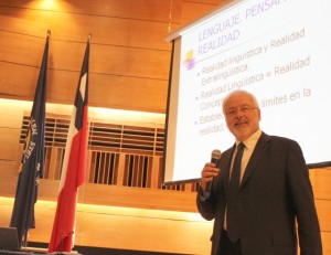 Dr. Siegfred Muñoz