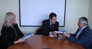 entrega_libro_carlos_hermosilla_upla
