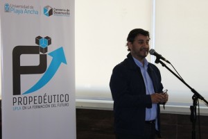director_general_pregrado_carlos_gonzalez
