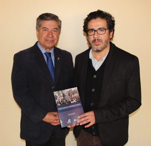 Oscar Valenzuela y Francisco Báez_lanzamieno libro
