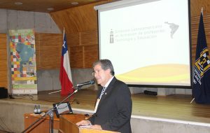 Simposio lat primer dia inauguracion y poster (8)
