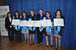 entrega-de-titulos-a-secres-cft-uv-52