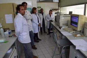 uplaguas-en-laboratorio-servicios-de-analisis_upla