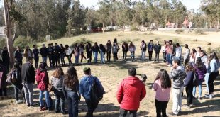 Estudiantes y Tutores Par del Programa PACE evalúan trabajo del primer semestre