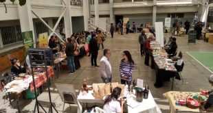 Exitosa feria continuó el diálogo academia-ciudadanía en la UPLA