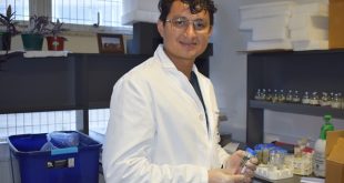 En Observatorio de Ecología Microbiana de la UPLA científico mexicano estudió microbialitos