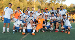 Fútbol hombres se ilusiona con las semifinales en torneo universitario regional