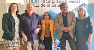 Terapia Ocupacional entrega reconocimiento a históricos exacadémicos de la carrera