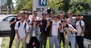Estudiantes de quinto año de Periodismo visitaron estudios de ADN Radio