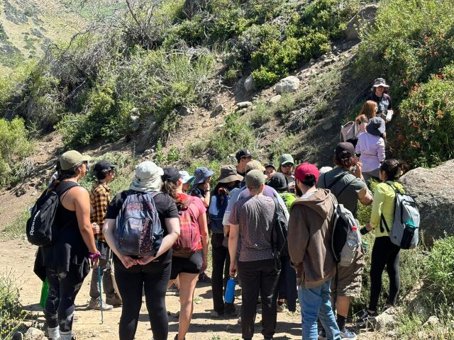Future biology and chemistry teachers took a field trip to Yerba Loca Park – News from the University of Playa Ancha