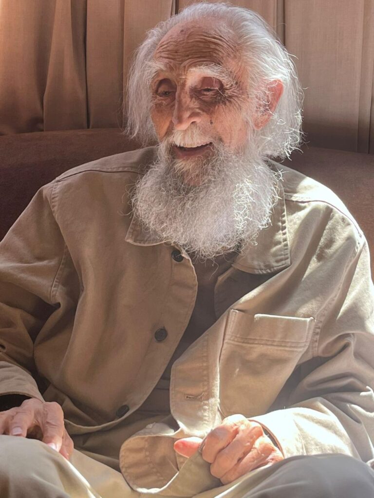 UPLA rinde tributo al pensamiento y aporte humanista de Gastón Soublette