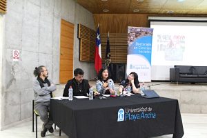 Formar ciudadanía en tiempos de retroceso democrático: académicos alertan sobre la despolitización educativa