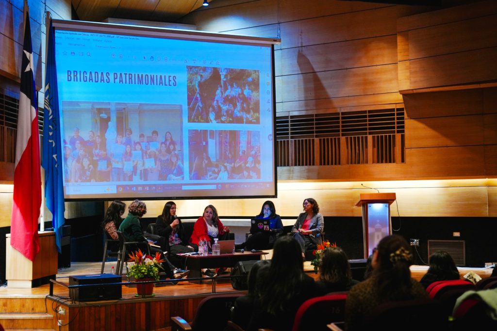 Con Jornada “Visibles y en Redes” concluyó el proyecto InES Género UPLA