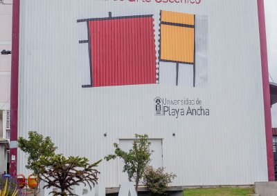 Sala de Arte Escénico Guillermo González de Hontaneda 855, Playa Ancha, Valparaíso. - Teléfono: +56 32 22051 63 - SalaTeatroUpla.cl